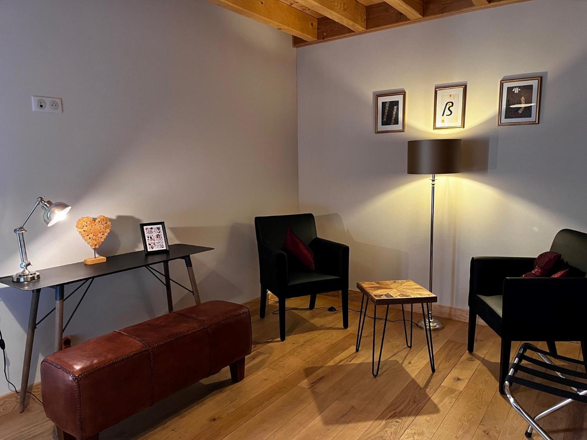 Les Granges Modernes Villa Bruebach Rum bild